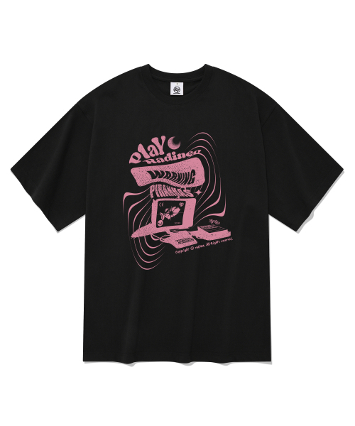 RADINEO(ラディネオ)の「プレイ 半袖Tシャツ ブラック(Tシャツ/カットソー・メンズ・その他・SMALL/MEDIUM/LARGE/X-LARGE)」の1枚目の写真