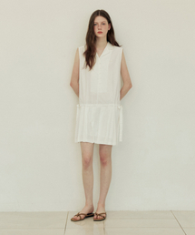Sleeveless button pleats mini dress - white