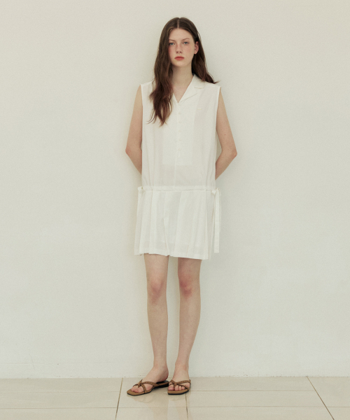 ADAUL(アダウル)の「Sleeveless button pleats mini dress - white(ワンピース・レディース・ホワイト・FREE)」の1枚目の写真