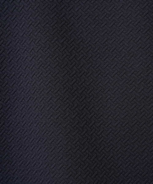 a.v.v（アーヴェヴェ）の「【イージーケア/毛玉になりにくい】バスケットジャカードクルーネックスマートTシャツ【洗濯機で洗える】<ON/OFF SERIES>（Tシャツ/カットソー・メンズ・チャコールグレー/アイボリー・46/48/50）」の12枚目の写真