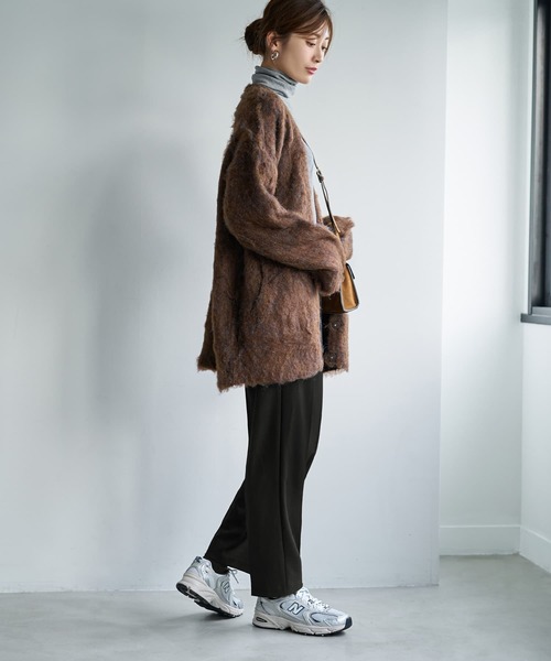STYLE DELI(スタイルデリ)の「【LUXE】毛起こしブークレジャケット風カーディガン(カーディガン/ボレロ・レディース・ブラウン/グレイッシュベージュ/ダークグレー・FREE)」の5枚目の写真