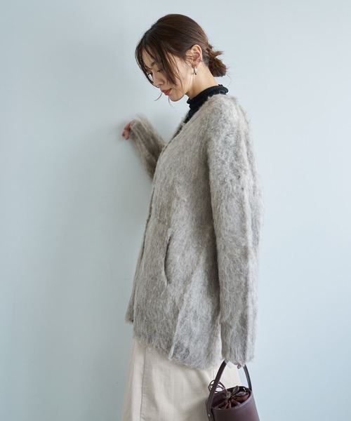 STYLE DELI(スタイルデリ)の「【LUXE】毛起こしブークレジャケット風カーディガン(カーディガン/ボレロ・レディース・ブラウン/グレイッシュベージュ/ダークグレー・FREE)」の14枚目の写真