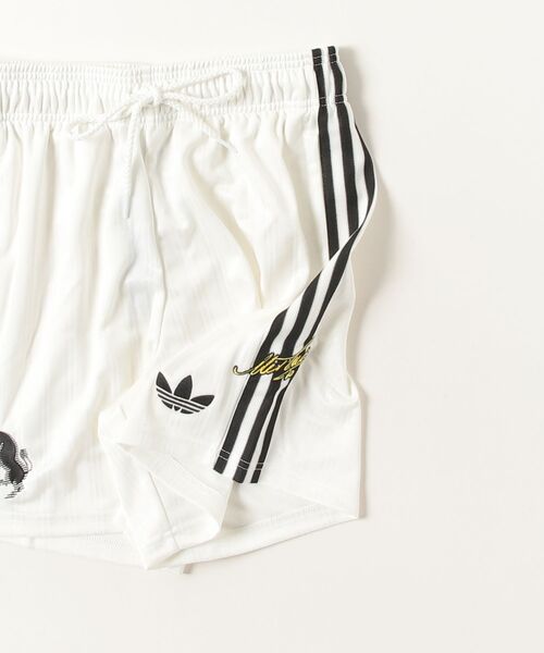 adidas(アディダス)の「ユベントスFC オリジナルズ ショーツ / ハーフパンツ / アディダス adidas(その他パンツ・メンズ・ホワイト・SMALL/MEDIUM/X-LARGE/XX-LARGE/XXX-LARGE/LARGE)」の7枚目の写真