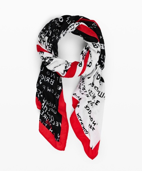 Desigual(デシグアル)の「【Desigual デシグアル】LETTERS RECTANGLE レタリングスカーフ(ストール/ショール・レディース・ブラック・FREE)」の2枚目の写真