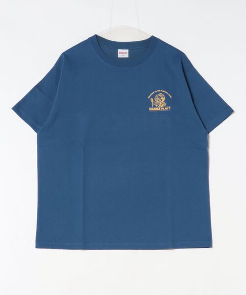 ADPOSION（アドポーション）の「【CHUCKY / チャッキー】サガラロゴ コミック風 プリントクルーネックTシャツ（Tシャツ/カットソー・レディース・ブルー/チャコールグレー/ホワイト・X-LARGE/LARGE/MEDIUM）」の3枚目の写真