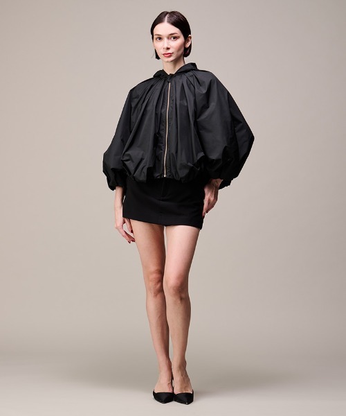 JENNE(ジェンヌ)の「撥水バルーンボリュームブルゾン(その他アウター・レディース・ブラック/アイボリー・SMALL/MEDIUM/LARGE)」の8枚目の写真