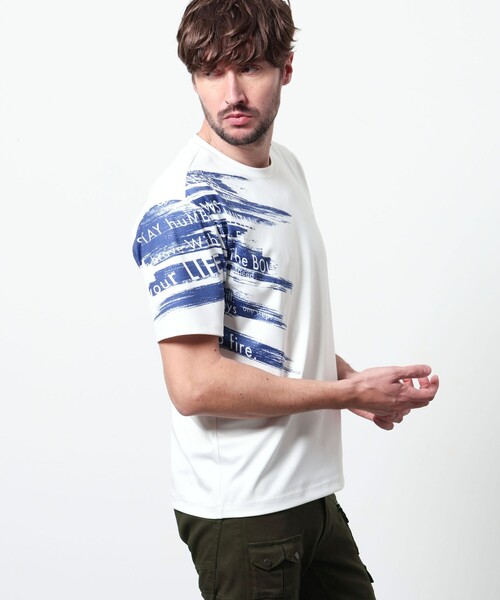 HIDEAWAYS NICOLE(ハイダウェイニコル)の「バイヤスハケメロゴプリント クルーネック半袖Tシャツ(Tシャツ/カットソー・メンズ・ブラック/ラベンダー/ブルー/オフホワイト・X-LARGE/LARGE/MEDIUM)」の1枚目の写真