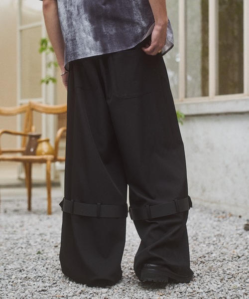 CASPER JOHN(キャスパージョン)の「Slit baggy belt slacks/スリットバギーベルトスラックス(スラックス・メンズ・ブラック/ブラウン・LARGE/MEDIUM/SMALL/X-SMALL)」の5枚目の写真