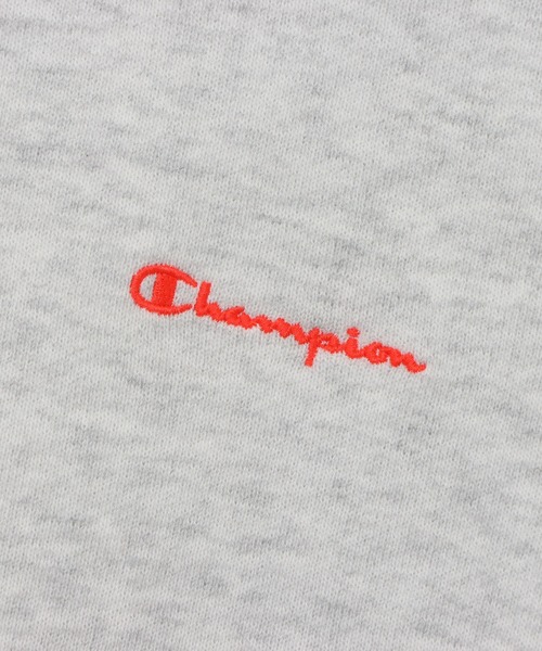 Champion(チャンピオン)の「【Champion/チャンピオン】レディース ショートスリーブ スウェットシャツ(スウェット・レディース・グレイッシュブルー/ヘザーグレー/ブラック系その他/オートミール/モカ・LARGE/MEDIUM)」の10枚目の写真