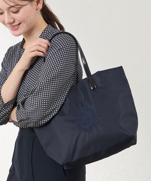 amaca(アマカ)の「DAVISフラップトートバッグ(トートバッグ・レディース・グレー系その他2/ダークネイビー/ブルー系その他2・FREE)」の6枚目の写真