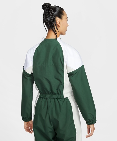 NIKE（ナイキ）の「NIKE AS W NSW SHRUNKEN TRK JKT MOD IF0217（ブルゾン・レディース・ブラック/オリーブ・M/S）」の5枚目の写真