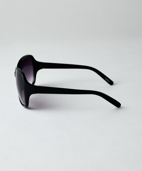 Lui's（ルイス）の「スモークハーフサングラス（サングラス・メンズ・ブラック・FREE）」の4枚目の写真