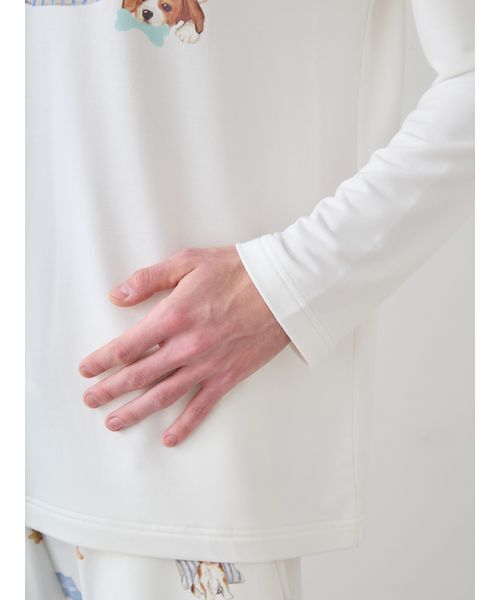 gelato pique(ジェラートピケ)の「【UNISEX】プレイフルDOGワンポイントロンT(ルームウェア/パジャマ・レディース・オフホワイト/グレー・S-M/M-L)」の18枚目の写真