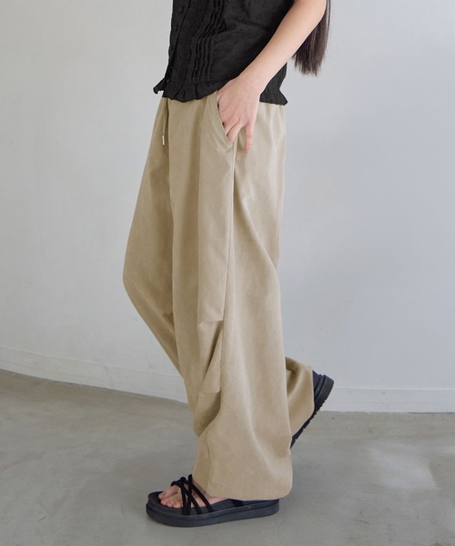 CHAN ME(チャンミ)の「裾ドロストイージーワイドパンツ(その他パンツ・レディース・ブラック/グレー/ネイビー/ベージュ・MEDIUM/LARGE/X-LARGE)」の15枚目の写真