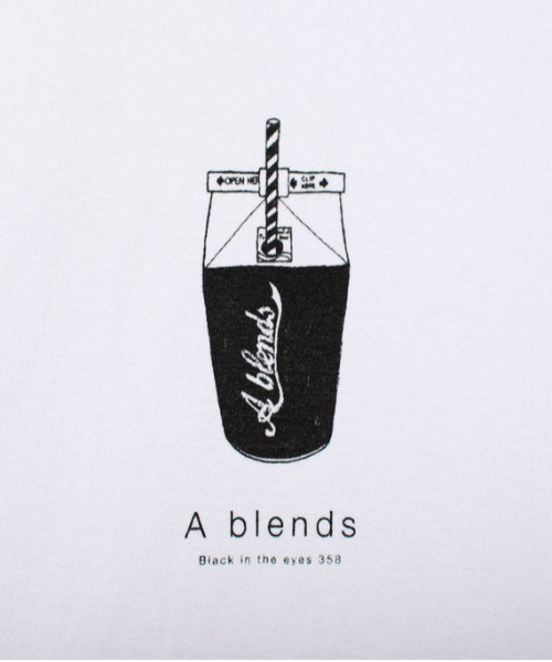 A blends(エイブレンズ)の「"A blends Youth movie dating ""drink"" プリントTシャツ"(Tシャツ/カットソー・メンズ・ホワイト・MEDIUM/LARGE/X-LARGE)」の5枚目の写真