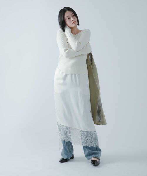 SENSE OF PLACE by URBAN RESEARCH(センスオブプレイスバイアーバンリサーチ)の「『洗濯可/防花粉』SKINProofアシメヘムボートネックセーター(ニット/セーター・レディース・ネイビー/チャコールグレー/ピンク/アイボリー・ONE)」の15枚目の写真