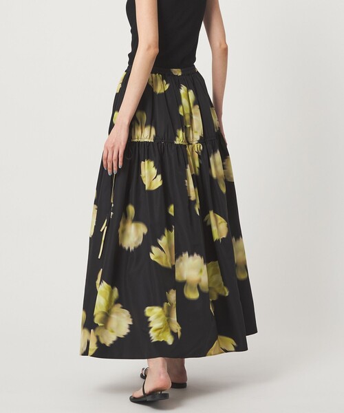 EMMEL REFINES（エメルリファインズ）の「＜EMMEL REFINES＞EM ビッグフラワー ギャザー フレアスカート（スカート・レディース・オフホワイト/ブラック・XS/S/M）」の9枚目の写真