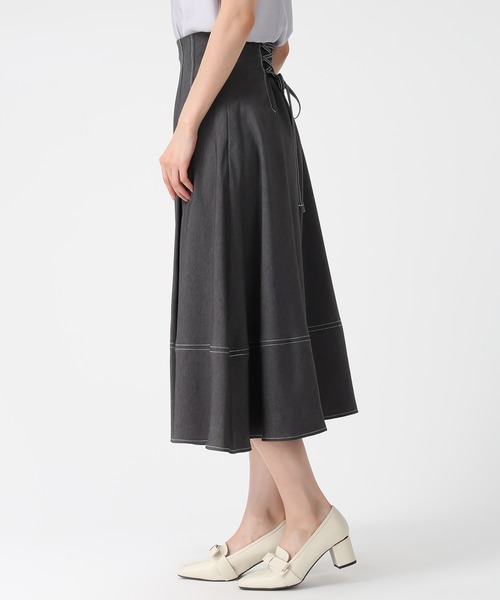 MISCH MASCH(ミッシュマッシュ)の「2026春夏新作 ポリデニム配色ステッチレースアップスカート(スカート・レディース・ブラック/ネイビー/ブルー・S/M)」の12枚目の写真