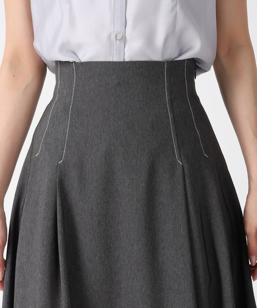 MISCH MASCH(ミッシュマッシュ)の「2026春夏新作 ポリデニム配色ステッチレースアップスカート(スカート・レディース・ブラック/ネイビー/ブルー・S/M)」の14枚目の写真