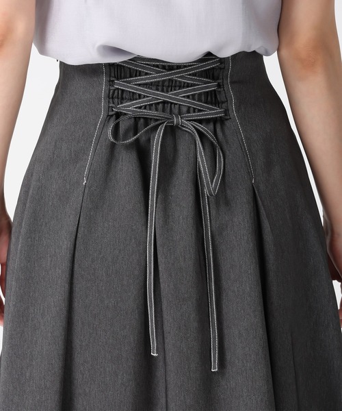 MISCH MASCH(ミッシュマッシュ)の「2026春夏新作 ポリデニム配色ステッチレースアップスカート(スカート・レディース・ブラック/ネイビー/ブルー・S/M)」の15枚目の写真