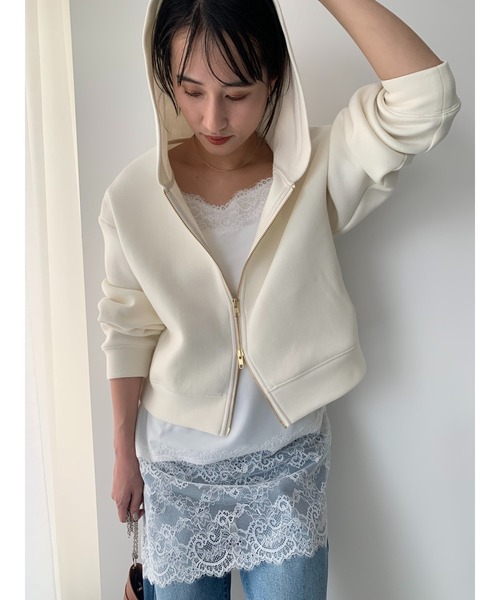 Te chichi(テチチ)の「【雑誌掲載】イレギュラーヘムレイヤードレースキャミ(キャミソール・レディース・ブラック/オフホワイト/グレー・F)」の14枚目の写真