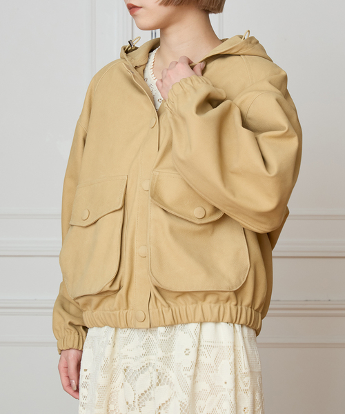 IENA LA BOUCLE（イエナラブークル）の「IENA LA BOUCLE GOATLEATHER HOODIEブルゾン（その他アウター・レディース・ナチュラル・FREE）」の2枚目の写真