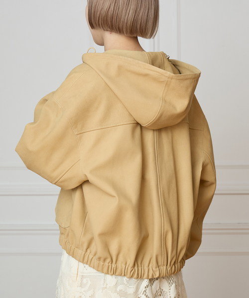 IENA LA BOUCLE（イエナラブークル）の「IENA LA BOUCLE GOATLEATHER HOODIEブルゾン（その他アウター・レディース・ナチュラル・FREE）」の6枚目の写真