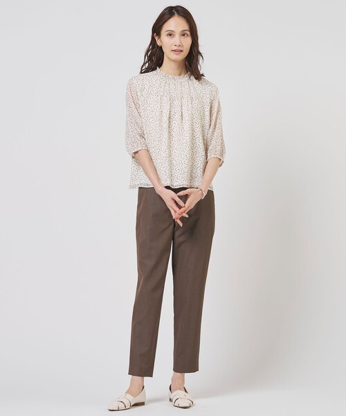 J.PRESS（ジェイプレス）の「麻シェルドライ テーパード パンツ（その他パンツ・レディース・ダークブラウン系/黄土色系/ネイビー系/アイボリー系・T17/T15/T13）」の21枚目の写真