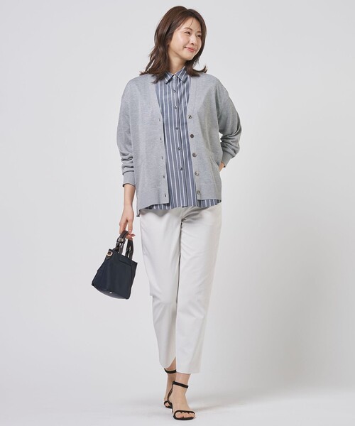 J.PRESS（ジェイプレス）の「麻シェルドライ テーパード パンツ（その他パンツ・レディース・ダークブラウン系/黄土色系/ネイビー系/アイボリー系・T17/T15/T13）」の5枚目の写真