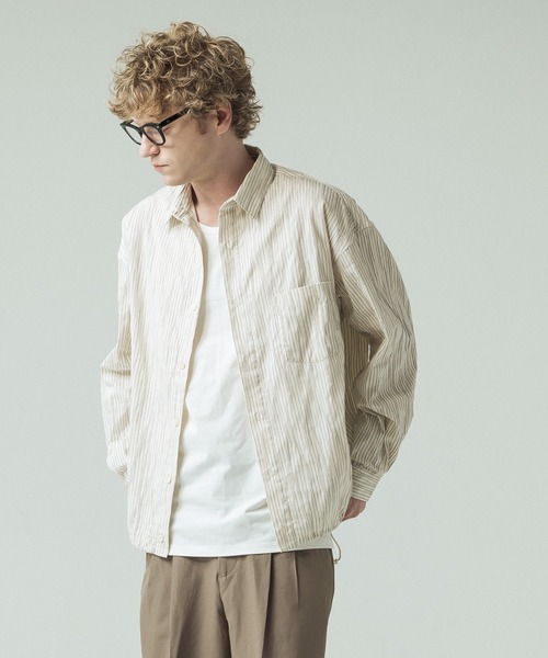 SLICK（スリック）の「【SLICK/スリック】Pinstripe Tuck Jacquard Drawstring Shirt/ピンストライプ タックジャガード ドロストシャツ/レギュラーカラーシャツ（シャツ/ブラウス・メンズ・ブラック/ホワイト・1/2/3）」の3枚目の写真