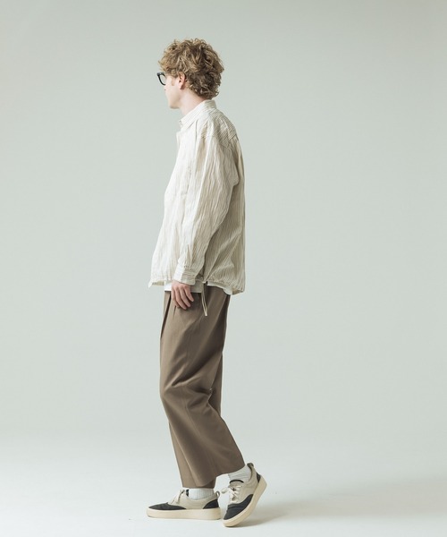 SLICK（スリック）の「【SLICK/スリック】Pinstripe Tuck Jacquard Drawstring Shirt/ピンストライプ タックジャガード ドロストシャツ/レギュラーカラーシャツ（シャツ/ブラウス・メンズ・ブラック/ホワイト・1/2/3）」の11枚目の写真