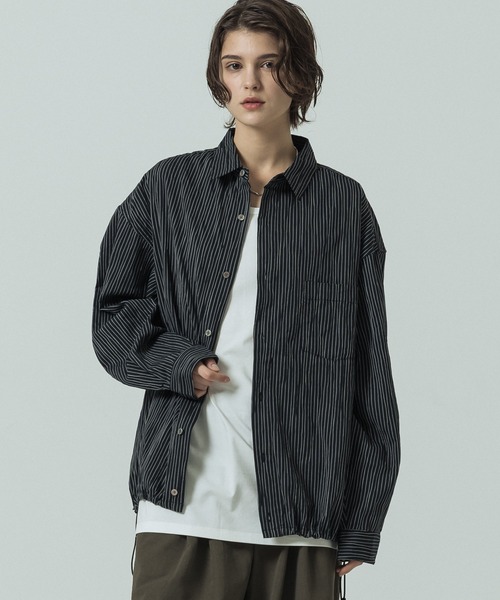 SLICK（スリック）の「【SLICK/スリック】Pinstripe Tuck Jacquard Drawstring Shirt/ピンストライプ タックジャガード ドロストシャツ/レギュラーカラーシャツ（シャツ/ブラウス・メンズ・ブラック/ホワイト・1/2/3）」の18枚目の写真