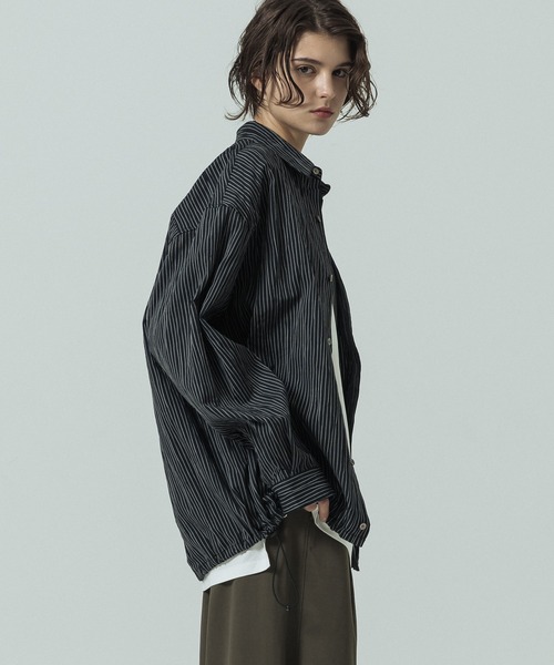 SLICK（スリック）の「【SLICK/スリック】Pinstripe Tuck Jacquard Drawstring Shirt/ピンストライプ タックジャガード ドロストシャツ/レギュラーカラーシャツ（シャツ/ブラウス・メンズ・ブラック/ホワイト・1/2/3）」の19枚目の写真