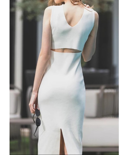 LUDICRUM(ルーディクルム)の「Backshan summer knit onepiece(ワンピース・レディース・オフホワイト/ブラック・S/M)」の7枚目の写真