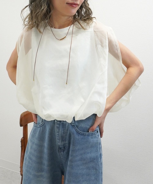 gossara(ゴサラ)の「【トレンドライクな1枚】オーガンジーバルーンプルオーバー(その他トップス・レディース・Off White/ブラック/モカ・FREE)」の4枚目の写真