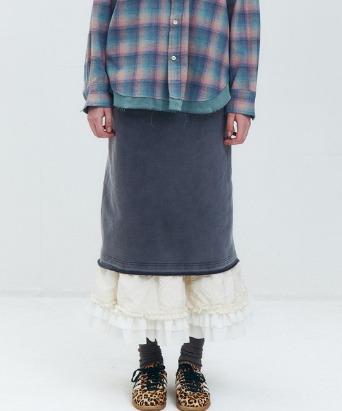 LE CIEL BLEU（ルシェルブルー）の「ウォッシュドスウェットスカートラッフルヘム / Washed Sweat Skirt Ruffle Hem（スカート・レディース・ブラック/グレー・36/38/34）」の15枚目の写真