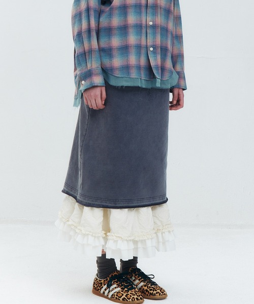 LE CIEL BLEU（ルシェルブルー）の「ウォッシュドスウェットスカートラッフルヘム / Washed Sweat Skirt Ruffle Hem（スカート・レディース・ブラック/グレー・36/38/34）」の14枚目の写真