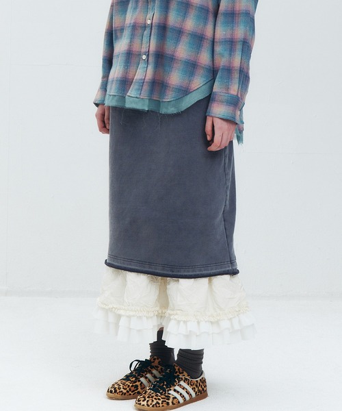 LE CIEL BLEU（ルシェルブルー）の「ウォッシュドスウェットスカートラッフルヘム / Washed Sweat Skirt Ruffle Hem（スカート・レディース・ブラック/グレー・36/38/34）」の13枚目の写真