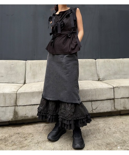LE CIEL BLEU(ルシェルブルー)の「ウォッシュドスウェットスカートラッフルヘム / Washed Sweat Skirt Ruffle Hem(スカート・レディース・ブラック/グレー・36/38/34)」の20枚目の写真