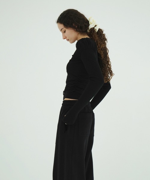 CLANE(クラネ)の「LAYERED TULLE RIBBON CUT TOPS(Tシャツ/カットソー・レディース・アイボリー/ブラック/グレー・1/2)」の19枚目の写真