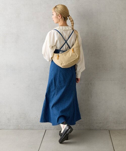 BIRTHDAY BAR（バースデイバー）の「ナイロンショルダーZIPボディバッグ（ショルダーバッグ・レディース・ブラック/ベージュ/ブルー/グリーン・0）」の8枚目の写真