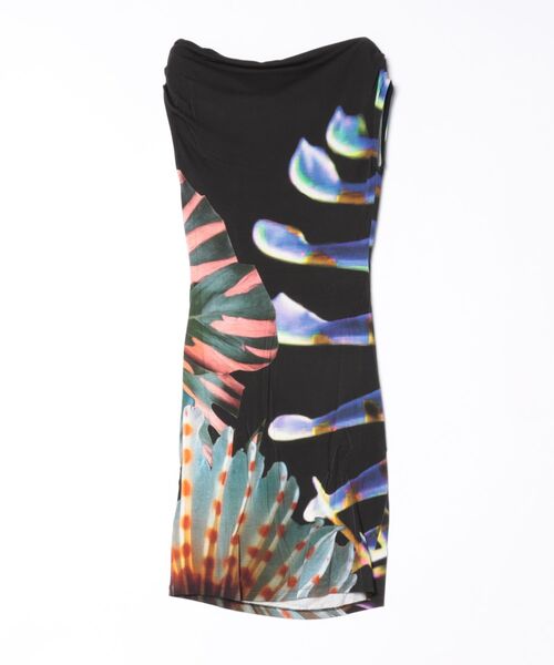 Desigual(デシグアル)の「トロピカルフォトプリントノースリーブミニドレス(ワンピース・レディース・ブラック・XL/L/M/S/XS)」の2枚目の写真