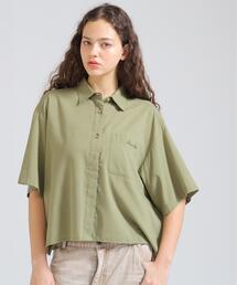 《直営店限定》H/S BACK GATHER DETAILS SHIRT