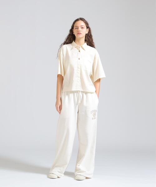 AVIREX（アヴィレックス）の「《直営店限定》H/S BACK GATHER DETAILS SHIRT（シャツ/ブラウス・レディース・ブラック/ホワイト系2/オリーブ系/レンガ・F）」の11枚目の写真
