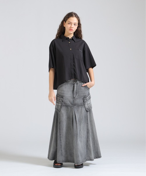 AVIREX（アヴィレックス）の「《直営店限定》H/S BACK GATHER DETAILS SHIRT（シャツ/ブラウス・レディース・ブラック/ホワイト系2/オリーブ系/レンガ・F）」の20枚目の写真