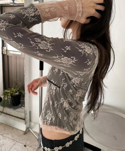 LAFFMO（ラフモ）の「シアーレースレイヤードトップス（Tシャツ/カットソー・レディース・ホワイト/ベージュ/ブラック・F）」の13枚目の写真