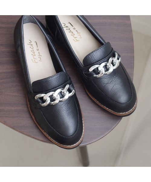 Pointer(shoes)(ポインター)の「【本革・軽量】チェーンモチーフ3.5cmヒールローファー(ローファー・レディース・シルバー/ライトブラウン/ブラック/ホワイト・24.5cm/24cm/23.5cm/23cm/22.5cm/22cm)」の16枚目の写真