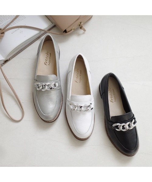 Pointer(shoes)(ポインター)の「【本革・軽量】チェーンモチーフ3.5cmヒールローファー(ローファー・レディース・シルバー/ライトブラウン/ブラック/ホワイト・24.5cm/24cm/23.5cm/23cm/22.5cm/22cm)」の19枚目の写真