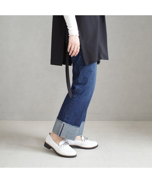 Pointer(shoes)(ポインター)の「【本革・軽量】チェーンモチーフ3.5cmヒールローファー(ローファー・レディース・シルバー/ライトブラウン/ブラック/ホワイト・24.5cm/24cm/23.5cm/23cm/22.5cm/22cm)」の22枚目の写真
