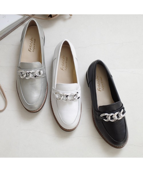 Pointer(shoes)(ポインター)の「【本革・軽量】チェーンモチーフ3.5cmヒールローファー(ローファー・レディース・シルバー/ライトブラウン/ブラック/ホワイト・24.5cm/24cm/23.5cm/23cm/22.5cm/22cm)」の9枚目の写真